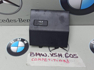 разъем AUX / USB BMW X5 M F95 2021, 4.4 л., бензин, полный привод, 8711939