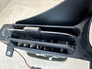 дефлектор обдува салона Maserati Quattroporte 6 поколение [рестайлинг] 2019, 3.0 л., бензин, АКПП, чёрный, седан, задний привод, 670011054