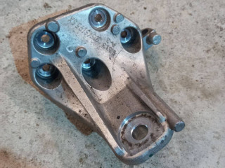 кронштейн двигателя Alfa Romeo 2018, 2.0 л., бензин, АКПП, полный привод, 50545195