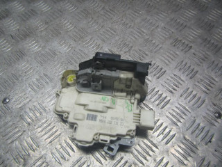 замок двери передней левой Volkswagen Passat B6 2006, 3C1837015A