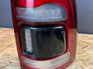 фонарь задний правый RAM 1500 5 поколение 2020, 5.7 л., бензин, АКПП, 55112992AD