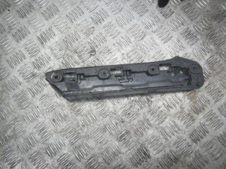 крепление бампера Volkswagen Caddy 3 поколение 2005, 1.4 л., бензин, МКПП, минивэн, 1T0807049