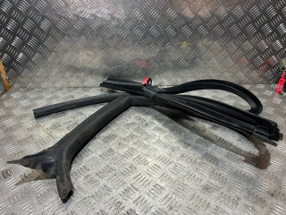 уплотнитель двери Audi A7 4G 2014, 3.0 л., CDUC, дизель, АКПП, лифтбэк