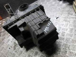 корпус воздушного фильтра Volkswagen Transporter T5 2004, 1.9 л., дизель, МКПП, микроавтобус, 7H0129601