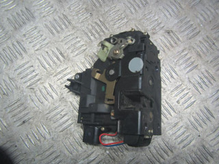 замок двери передней правой Volkswagen Golf 4 поколение 2001, 2.0 л., бензин, АКПП, универсал