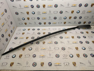 молдинг лобового стекла Volvo XC40 1 поколение [рестайлинг] 2024, 2.0 л., бензин, 31448939