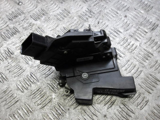 замок двери передней левой Ford Focus 2 поколение [рестайлинг] 2009, 1.6 л., дизель, МКПП, универсал, 3M5AR21813ET