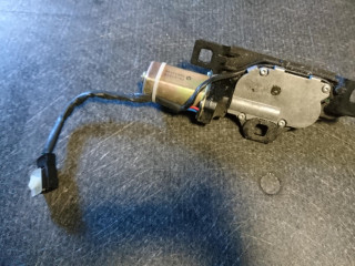 активатор замка багажника BMW 7 серия E65/E66/E67 2003, 4.4 л., бензин, АКПП, седан, 7014872