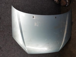 капот Ford Focus 1 поколение 1999