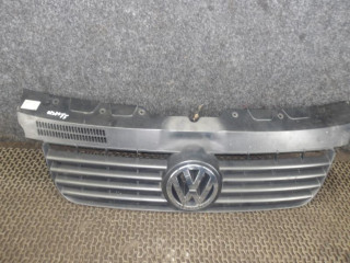 решетка радиатора Volkswagen Transporter T5 2005, 2.5 л., дизель, МКПП, микроавтобус, 7H0807101
