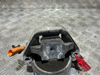 подушка крепления двигателя Audi A7 4G 2014, 3.0 л., CDUC, дизель, АКПП, лифтбэк