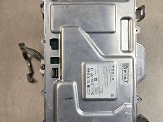 блок управления (другие) Tesla 2022, электро, белый, полный привод, 168127100D