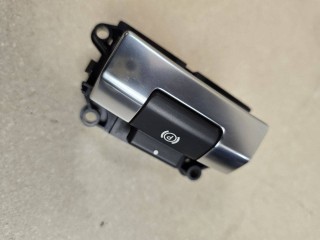 кнопка ручного тормоза (ручника) Land Rover Range Rover Evoque L551 2020, 2.0 л., бензин, АКПП, белый, внедорожник 5 дв., полный привод, правый руль, K8D22B623