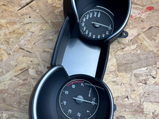 щиток приборов (приборная панель) Alfa Romeo Stelvio 1 поколение 2018, 2.0 л., АКПП, серый, внедорожник 5 дв., полный привод, 50559280