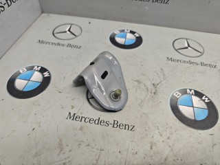 петля капота левая BMW 2023, 3.0 л., бензин, 7470793