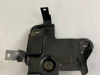 кронштейн (крепление) Maserati Levante 1 поколение 2017, 3.0 л., A630HP, дизель, АКПП, blue, внедорожник 5 дв., полный привод, правый руль