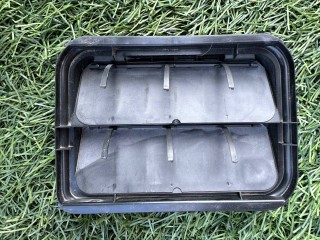 решетка вентиляции багажника Infiniti EX 1 поколение 2010, 3.7 л., бензин, АКПП, серый, внедорожник 5 дв., полный привод, 7700838358