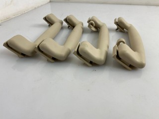 ручка внутренняя потолочная Maserati Levante 1 поколение 2017, 3.0 л., A630HP, дизель, АКПП, blue, внедорожник 5 дв., полный привод, правый руль, 670038229