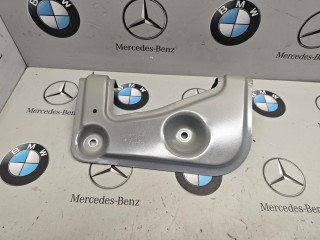 наружнее крепление крыла левого BMW 2023, 3.0 л., бензин, c4p, 7418219