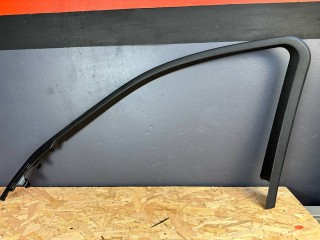 молдинг двери передней правой Mercedes-Benz GLE W166 2018, 2.2 л., дизель, АКПП, черный, внедорожник 5 дв., правый руль, A1667270278