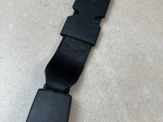 замок ремня безопасности Maserati Levante 1 поколение 2017, 3.0 л., бензин, АКПП, белый, внедорожник 5 дв., полный привод, 6700995440