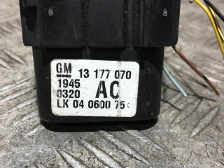 переключатель света Opel Signum C 2005, 3.0 л., Z 30 DT, дизель, хетчбэк 5 дв., 13177070, 04060075