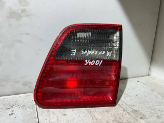 фонарь задний Mercedes-Benz E-Класс W210/S210 [рестайлинг] 2001, универсал