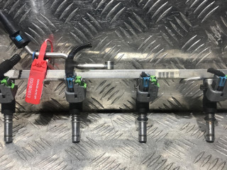 форсунка Opel Astra H 2007, 1.6 л., Z 16 XER, бензин, 5МКПП, купе, 25380933, 8169A