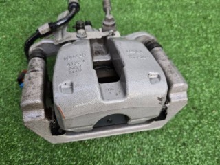 суппорт задний левый Tesla 2022, электро, белый, полный привод, 104462300H