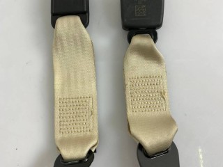 замок ремня безопасности Maserati Levante 1 поколение 2017, 3.0 л., A630HP, дизель, АКПП, blue, внедорожник 5 дв., полный привод, правый руль, 670063000