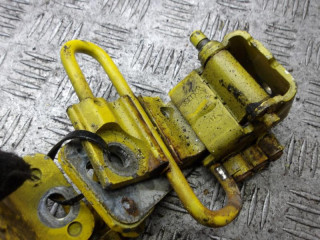 петля двери Volkswagen Golf 4 поколение 2001, 4B0831411P