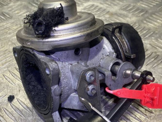 клапан EGR Skoda Octavia 1 поколение [рестайлинг] 2004, 1.9 л., ALH, дизель, 5МКПП, универсал, 038131501E