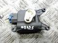 моторчик заслонки печки Volkswagen Passat B6 2006, 2.0 л., дизель, МКПП, универсал, 0132801363 - фото №3