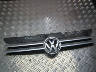 решетка радиатора Volkswagen Golf 4 поколение 2003, 1.4 л., бензин, МКПП, хетчбэк 5 дв., 1J0853651H