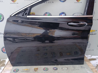 дверь передняя левая Infiniti QX30 1 поколение 2018, 2.0 л., бензин