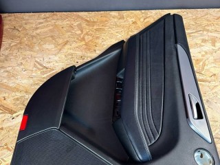 обшивка двери задняя левая Mercedes-Benz GLE W166 2018, 2.2 л., дизель, АКПП, черный, внедорожник 5 дв., правый руль, A1667300179