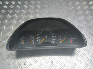 щиток приборов (приборная панель) Mercedes-Benz E-Класс W210/S210 1998, 2.4 л., бензин, АКПП, седан, 2105404148