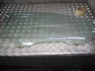 стекло двери передней правой Chevrolet Aveo T250 [рестайлинг] 2010, 1.2 л., бензин, МКПП, хетчбэк 5 дв.