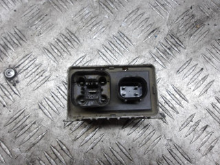 реле накала свечей Opel Corsa D 2007, 1.3 л., дизель, 55574293