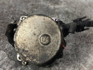 насос вакуумный Renault Megane 2 поколение 2005, K9K G 724, 5МКПП