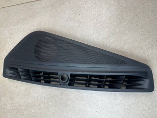 дефлектор обдува салона Alfa Romeo 2021, 2.1 л., дизель, АКПП, чёрный, внедорожник 5 дв., полный привод, 156115731