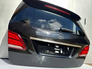 спойлер Mercedes-Benz GLE W166 2018, 2.2 л., дизель, АКПП, черный, внедорожник 5 дв., правый руль, A1667900088
