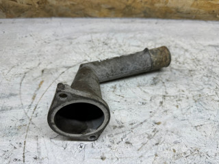 фланец (тройник) системы охлаждения Toyota Avensis 2 поколение (T250) 2005, 2.0 л., бензин