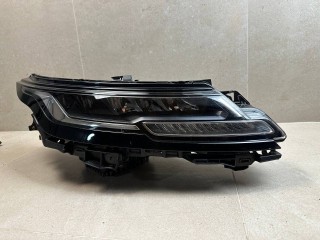 фара правая Land Rover Range Rover Evoque L551 2020, 2.0 л., бензин, АКПП, белый, внедорожник 5 дв., полный привод, правый руль, LR133650