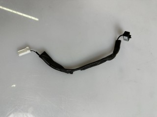 микрофон Tesla Model X 1 поколение 2018, L1S, АКПП, хетчбэк 5 дв., полный привод, 1047000-00-A