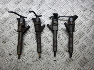 форсунка Volvo V40 1 поколение 1996, 1.9 л., дизель, 0445110146, 8200238528