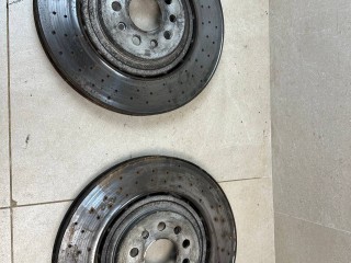 диск тормозной Maserati Levante 1 поколение 2017, 3.0 л., бензин, АКПП, белый, внедорожник 5 дв., полный привод, 670161629