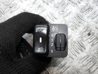 корректор фар Mercedes-Benz Vito W638 2001, 2.2 л., дизель, МКПП, микроавтобус, 0075451524