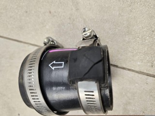 патрубок интеркулера Jeep 2021, 2.0 л., бензин, АКПП, серебристый, внедорожник 5 дв., полный привод, правый руль, 05281506