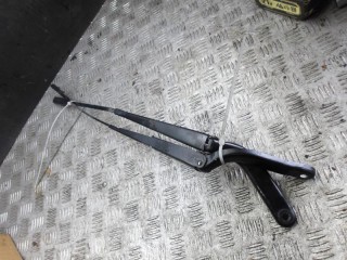 щеткодержатель (поводок стеклоочистителя, дворник) Volkswagen Crafter 1 поколение 2011, 2.5 л., дизель, МКПП, микроавтобус, A0018205944, A906820644